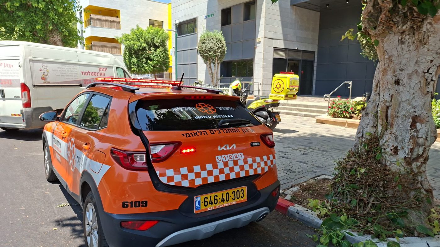 מערכת "אחלה ניוז" צילום תמונה : תיעוד מבצעי איחוד הצלה