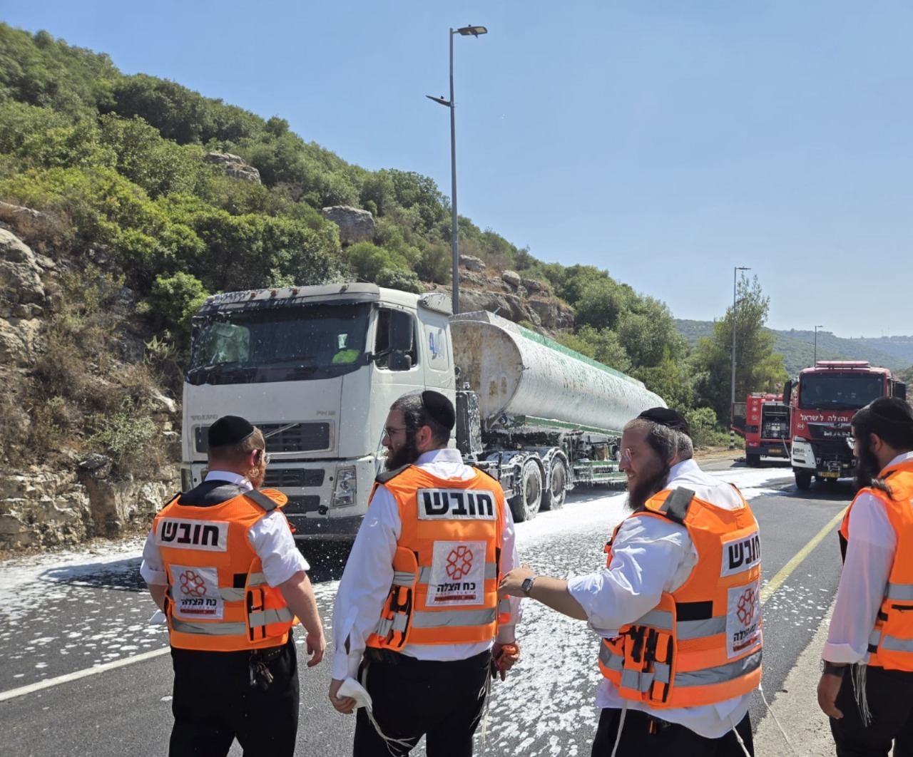 מערכת "אחלה ניוז" צילום תמונה : תיעוד מבצעי איחוד הצלה