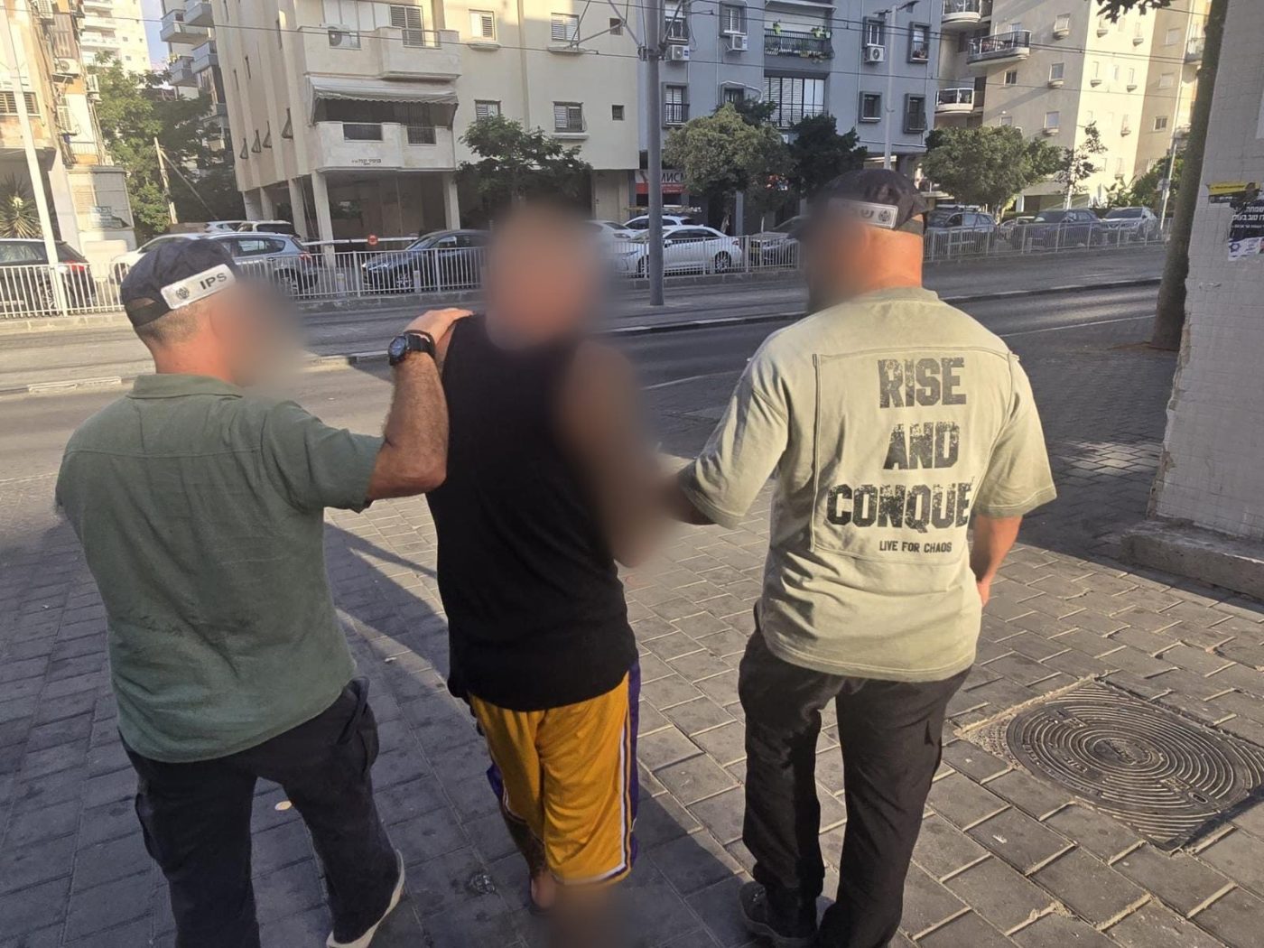 מערכת "אחלה ניוז"  צילום: דוברות שירות בתי הסוהר